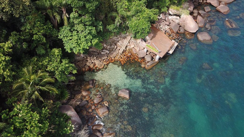 praia secreta Ilhabela
